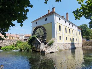 Eladó 47 m²-estársasházi lakás Tapolca, Dobó István lakótelep: 29'900'000 Ft