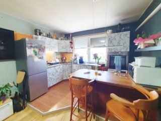 Eladó 47 m²-estársasházi lakás Tapolca, Dobó István lakótelep: 29'900'000 Ft