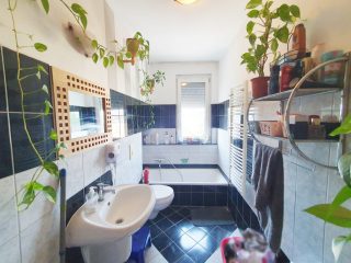 Eladó 47 m²-estársasházi lakás Tapolca, Dobó István lakótelep: 29'900'000 Ft