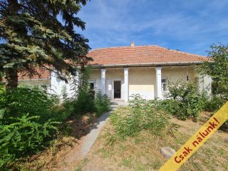 Eladó 57 m²-escsaládi ház Tarnaörs, Tarna út: 6'990'000 Ft