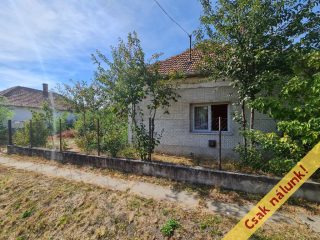Eladó 57 m²-escsaládi ház Tarnaörs, Tarna út: 6'990'000 Ft