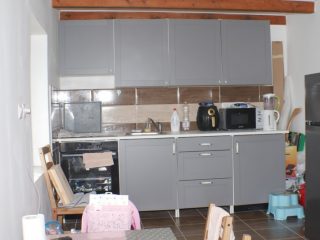 Eladó 80 m²-esüdülő Tass, Dunapart utca: 89'900'000 Ft