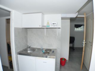 Eladó 80 m²-esüdülő Tass, Dunapart utca: 89'900'000 Ft