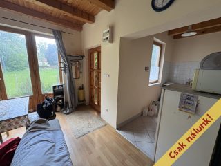 Eladó 87 m²-esüdülő Tass, Határköz utca: 45'900'000 Ft