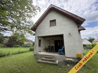 Eladó 87 m²-esüdülő Tass, Határköz utca: 45'900'000 Ft