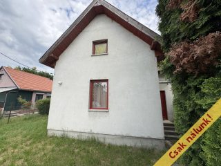 Eladó 87 m²-esüdülő Tass, Határköz utca: 45'900'000 Ft