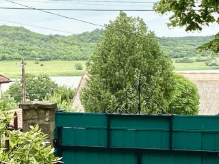 Eladó 207 m²-escsaládi ház Tihany, Dózsa György utca: 268'000'000 Ft