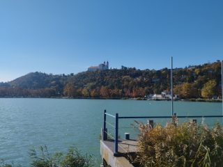 Eladó 207 m²-escsaládi ház Tihany, Dózsa György utca: 268'000'000 Ft