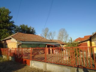 Eladó 67 m²-escsaládi ház Tiszajenő, Vasút utca: 13'900'000 Ft