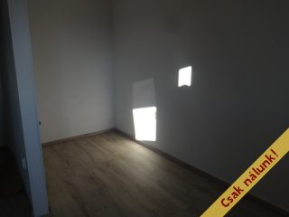 Eladó 40 m²-estársasházi lakás Tiszakécske, Babits Mihály (Bagolyvár) utca: 29'900'000 Ft