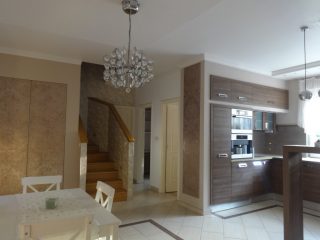 Eladó 195 m²-escsaládi ház Tiszakécske, Bajza utca: 104'500'000 Ft