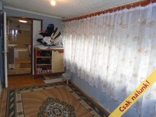 Eladó 93 m²-escsaládi ház Tiszakécske, Bögiszőlő utca: 19'900'000 Ft