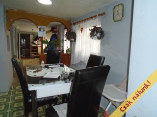 Eladó 93 m²-escsaládi ház Tiszakécske, Bögiszőlő utca: 19'900'000 Ft