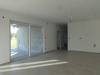 Eladó 95 m²-escsaládi ház Tiszakécske, Dr. Tóth Géza utca: 61'750'000 Ft