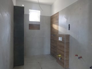 Eladó 95 m²-escsaládi ház Tiszakécske, Dr. Tóth Géza utca: 61'750'000 Ft