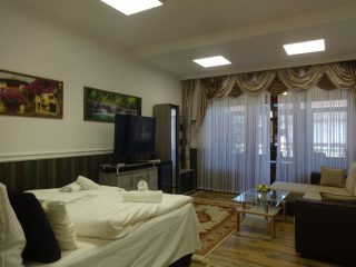 Eladó 880 m²-esegyéb vendéglátó egység Tiszakécske, Erkel Fasor utca: 680'000'000 Ft
