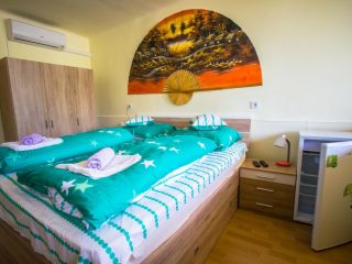 Eladó 480 m²-esüdülő Tiszakécske, Fürdő utca: 79'900'000 Ft