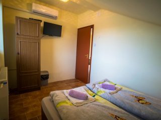 Eladó 480 m²-esüdülő Tiszakécske, Fürdő utca: 79'900'000 Ft