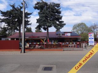 Eladó 450 m²-esüzlethelyiség utcai bejárattal Tiszakécske, Fürdő utca: 75'000'000 Ft