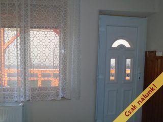 Eladó 70 m²-escsaládi ház Tiszakécske, Gábor Áron utca: 46'900'000 Ft