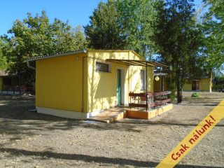 Eladó 385 m²-esüdülő Tiszakécske (Kerekdomb) , Boróka utca: 79'900'000 Ft