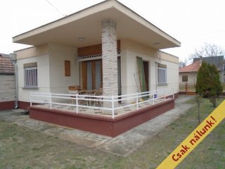 Eladó 42 m²-esüdülő Tiszakécske (Kerekdomb) , Rezeda utca: 23'900'000 Ft