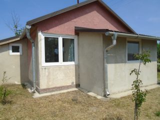 Eladó 40 m²-esüdülő Tiszakécske (Kerekdomb) , Szegfű utca: 21'900'000 Ft