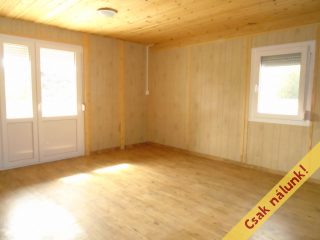 Eladó 116 m²-esüdülő Tiszakécske (Kerekdomb) , Szegfű utca: 33'900'000 Ft