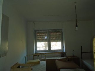 Eladó 90 m²-escsaládi ház Tiszakécske, Kerekdomb utca: 19'900'000 Ft