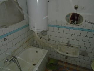 Eladó 90 m²-escsaládi ház Tiszakécske, Kerekdomb utca: 19'900'000 Ft