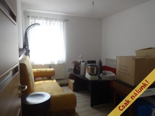 Eladó 250 m²-escsaládi ház Tiszakécske, Kossuth Lajos utca: 85'000'000 Ft