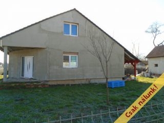 Eladó 146 m²-escsaládi ház Tiszakécske, Rév út: 39'500'000 Ft