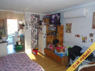 Eladó 145 m²-escsaládi ház Tiszakécske, Táncsics Mihály utca: 41'900'000 Ft