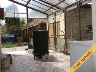 Eladó 145 m²-escsaládi ház Tiszakécske, Táncsics Mihály utca: 41'900'000 Ft