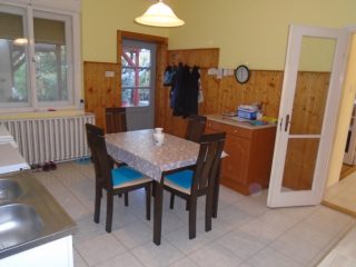 Eladó 120 m²-escsaládi ház Tiszakécske, Táncsics Mihály utca: 52'900'000 Ft