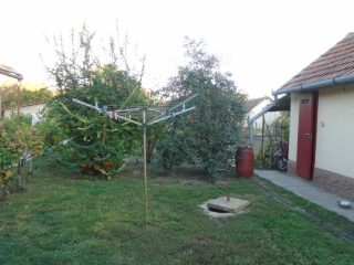 Eladó 120 m²-escsaládi ház Tiszakécske, Táncsics Mihály utca: 52'900'000 Ft