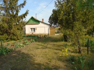 Eladó 26 m²-escsaládi ház Tiszakécske, Tiszabög utca: 11'900'000 Ft