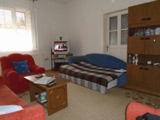 Eladó 70 m²-escsaládi ház Tiszakécske, Városközpont utca: 32'500'000 Ft