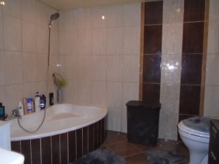 Eladó 72 m²-escsaládi ház Tiszakécske, Városközpont utca: 32'500'000 Ft