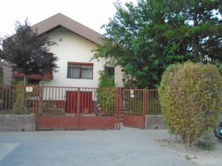 Eladó 173 m²-escsaládi ház Tiszakécske, Városközpont utca: 73'900'000 Ft