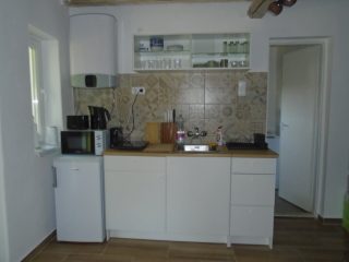 Eladó 70 m²-escsaládi ház Tiszaug, Petőfi Sándor út: 23'500'000 Ft