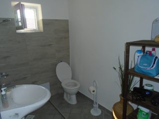 Eladó 70 m²-escsaládi ház Tiszaug, Petőfi Sándor út: 23'500'000 Ft