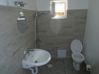 Eladó 70 m²-escsaládi ház Tiszaug, Petőfi Sándor út: 23'500'000 Ft