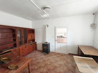 Eladó 156 m²-escsaládi ház Tóalmás, Béke út: 34'900'000 Ft