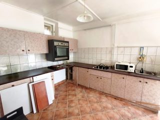 Eladó 156 m²-escsaládi ház Tóalmás, Béke út: 34'900'000 Ft