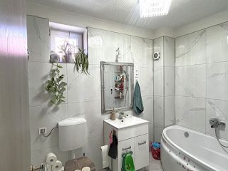 Eladó 60 m²-escsaládi ház Tóalmás, Hangulatos, rendezett utca: 36'000'000 Ft