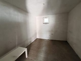Eladó 360 m²-escsaládi ház Tóalmás, Kossuth Lajos út környéke: 60'000'000 Ft