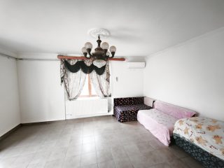 Eladó 145 m²-esüdülő Tóalmás, Peres dűlő: 38'900'000 Ft