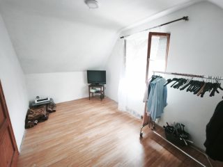 Eladó 145 m²-esüdülő Tóalmás, Peres dűlő: 38'900'000 Ft