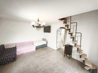 Eladó 145 m²-esüdülő Tóalmás, Peres dűlő: 38'900'000 Ft